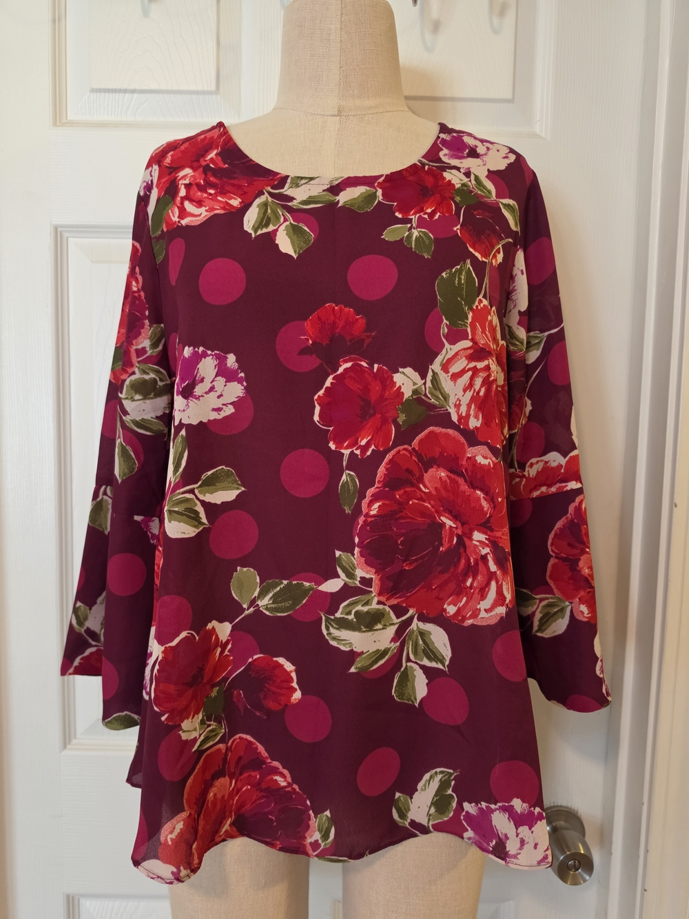 Floral Polka Dot Tunic Top in Plum and Magenta Size Large